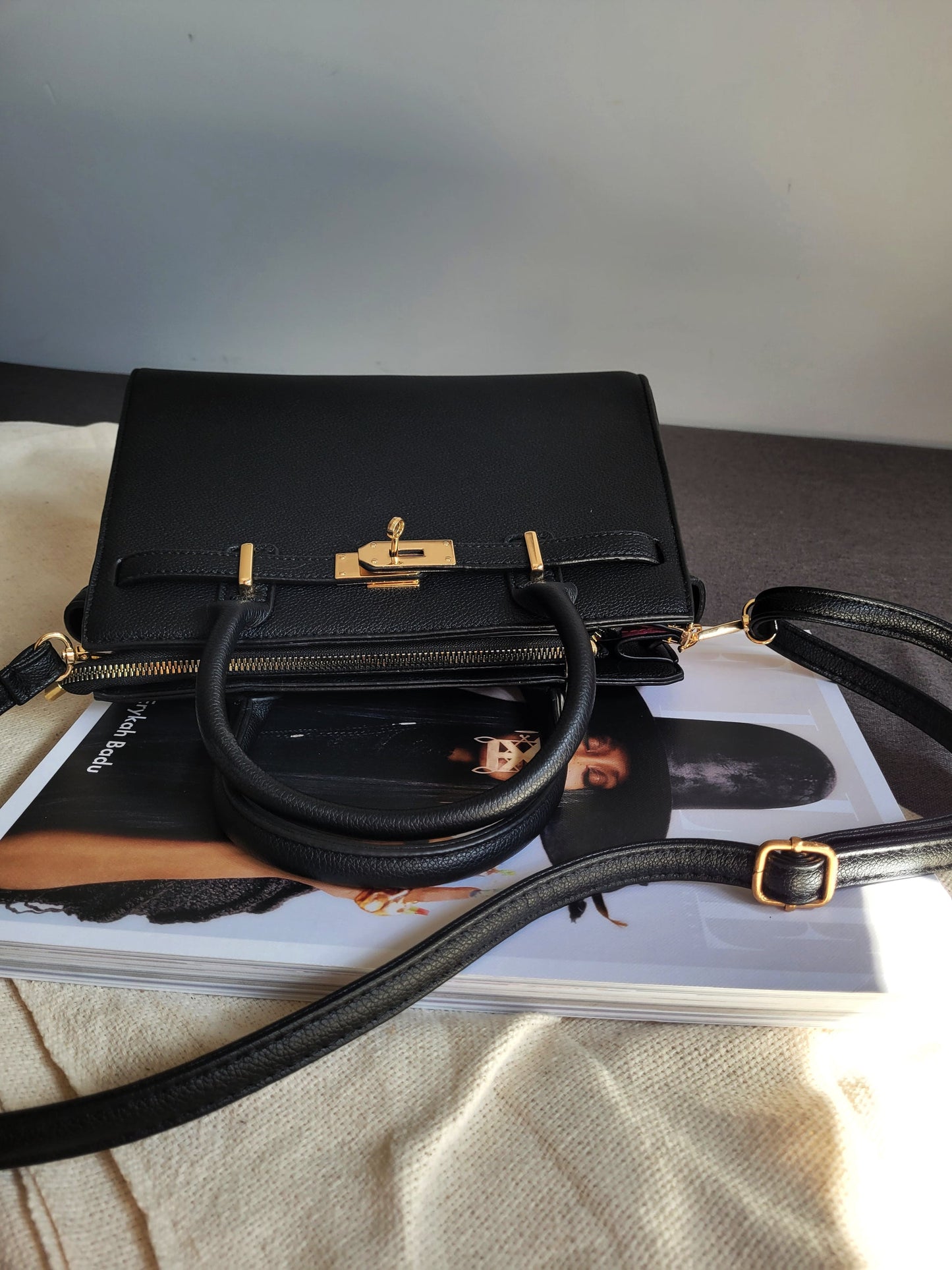 Selena Tasche