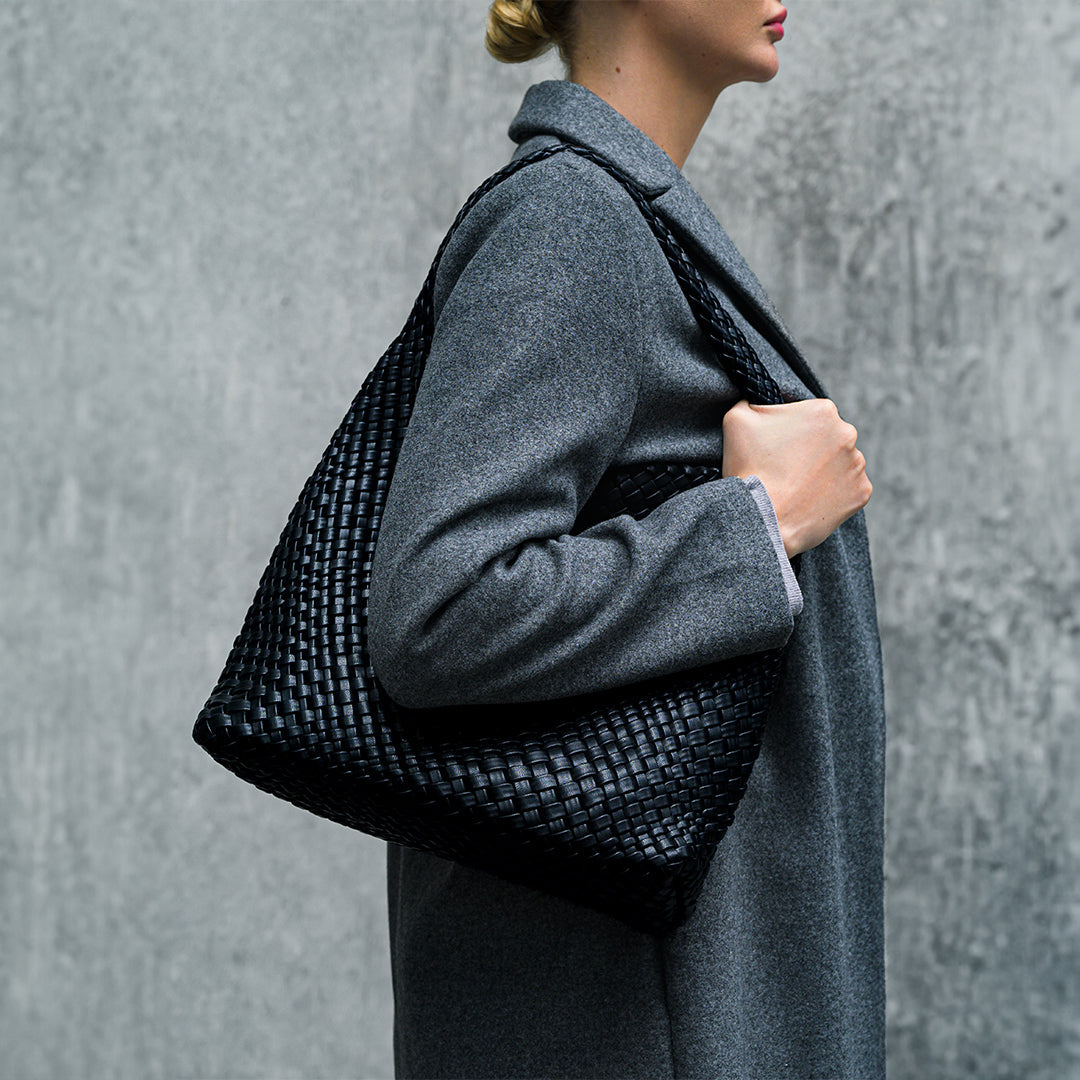Cora Tasche