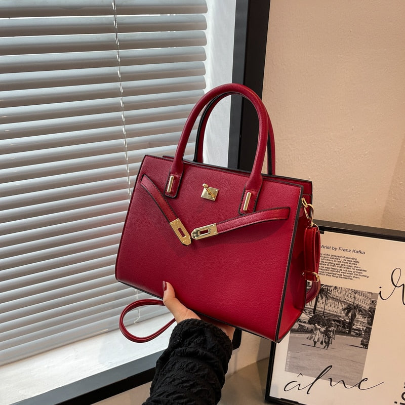 Selena Tasche