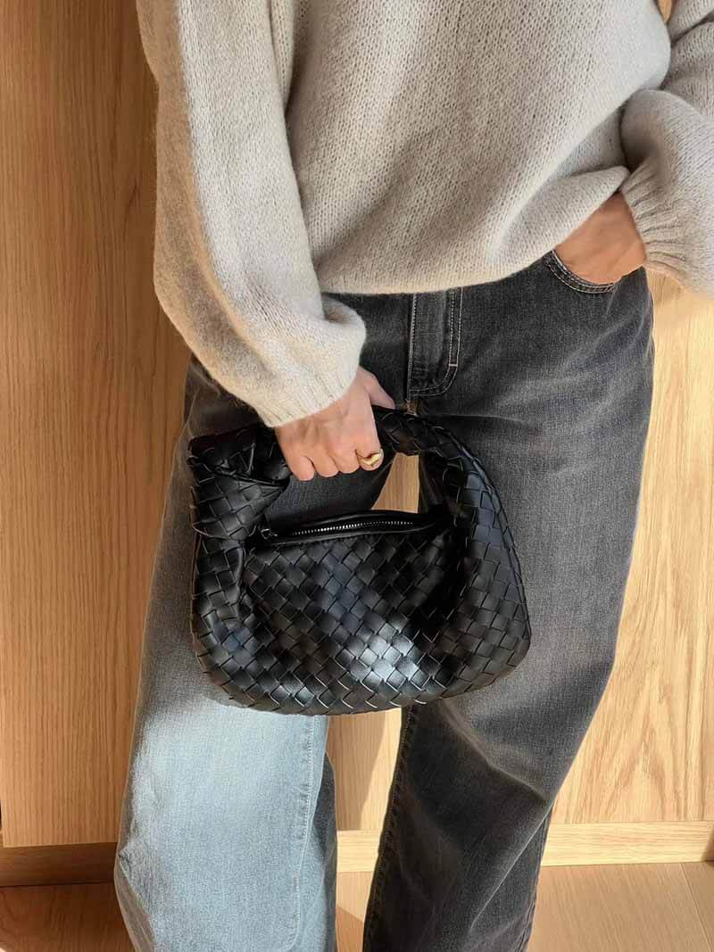 Alice Bag