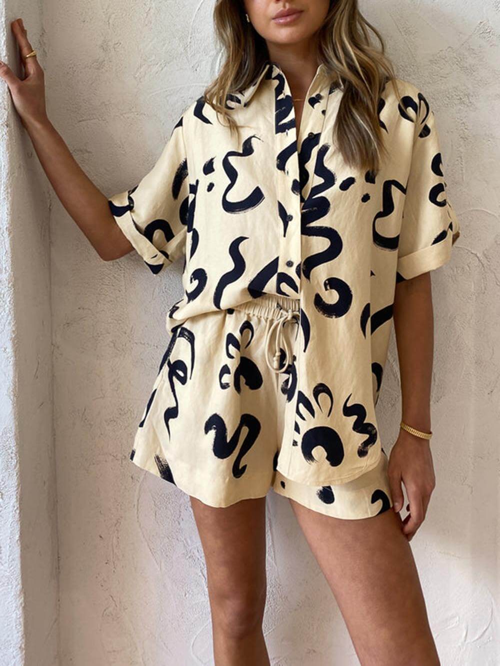 Unique Warm Sun Print Loose Shirt Shorts Set