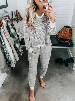 Women's Striped Christmas Print V Neck Tee & Drawstring Waist Pants Sets