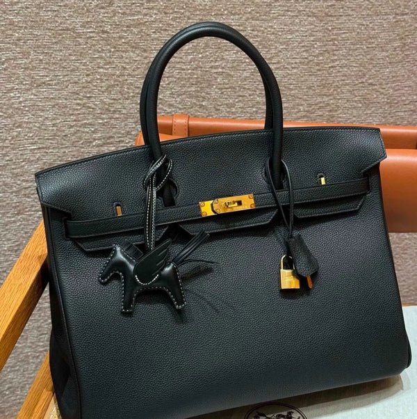 Review image from Ava D.