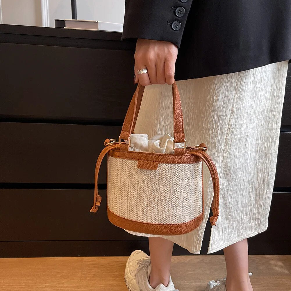 Nina Strohtasche