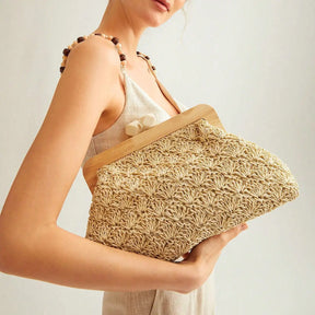 Bestickte Clutch „Mia“