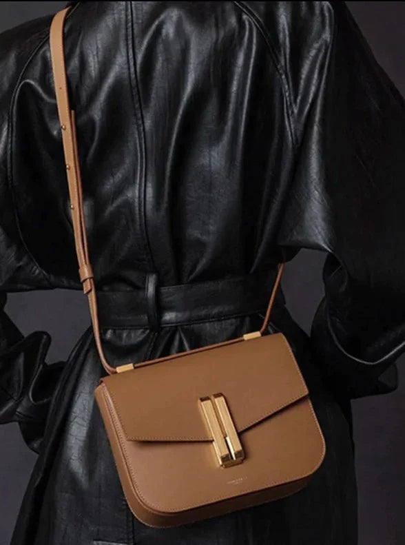 Flávia Tasche aus echtem Leder